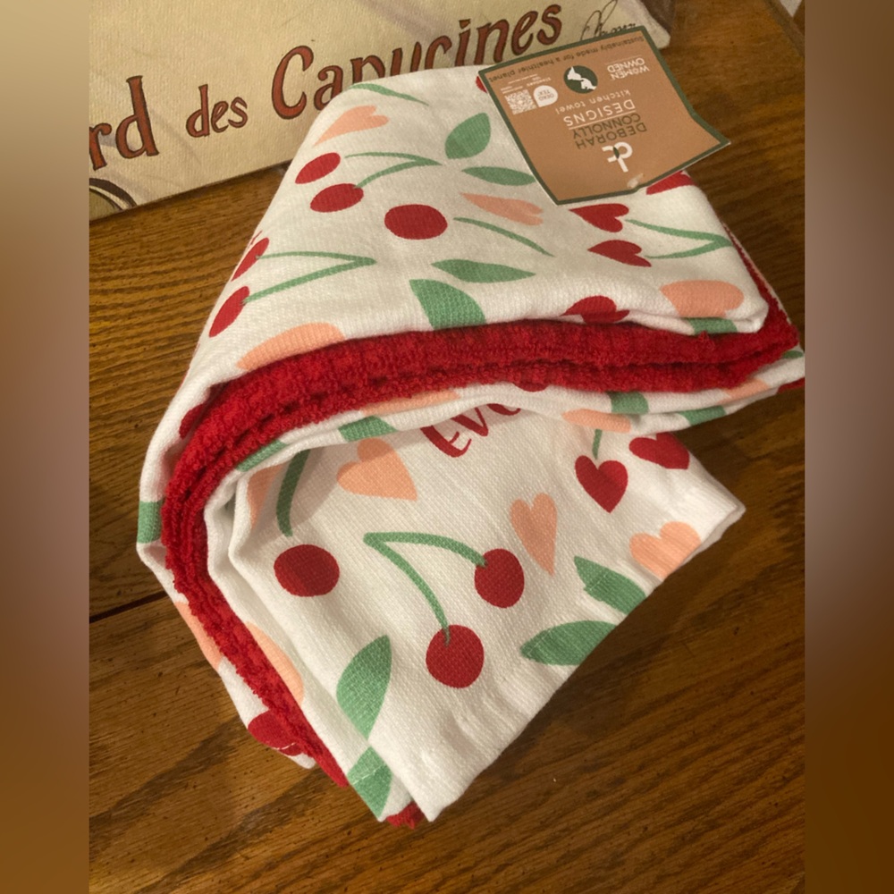 Kitchen Towel Set - 3, “ Best Nana Ever”   - NWT - Picture 4 of 5